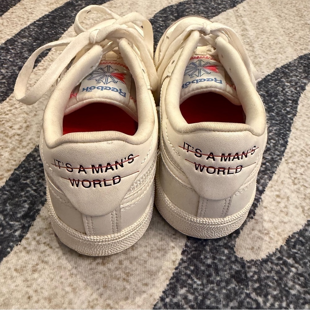 Reebok Club C 85 Vintage Sneaker 7 Colab It’s A Man’s World EEUC - Picture 2 of 5